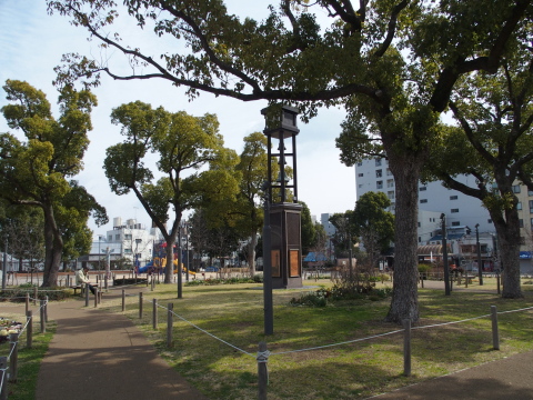 湊川公園